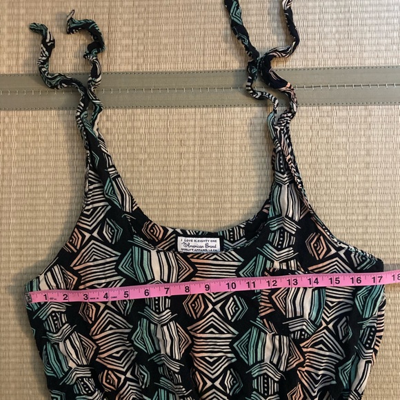 Geometric pattern summer jumpsuit size M/L - Picture 8 of 10